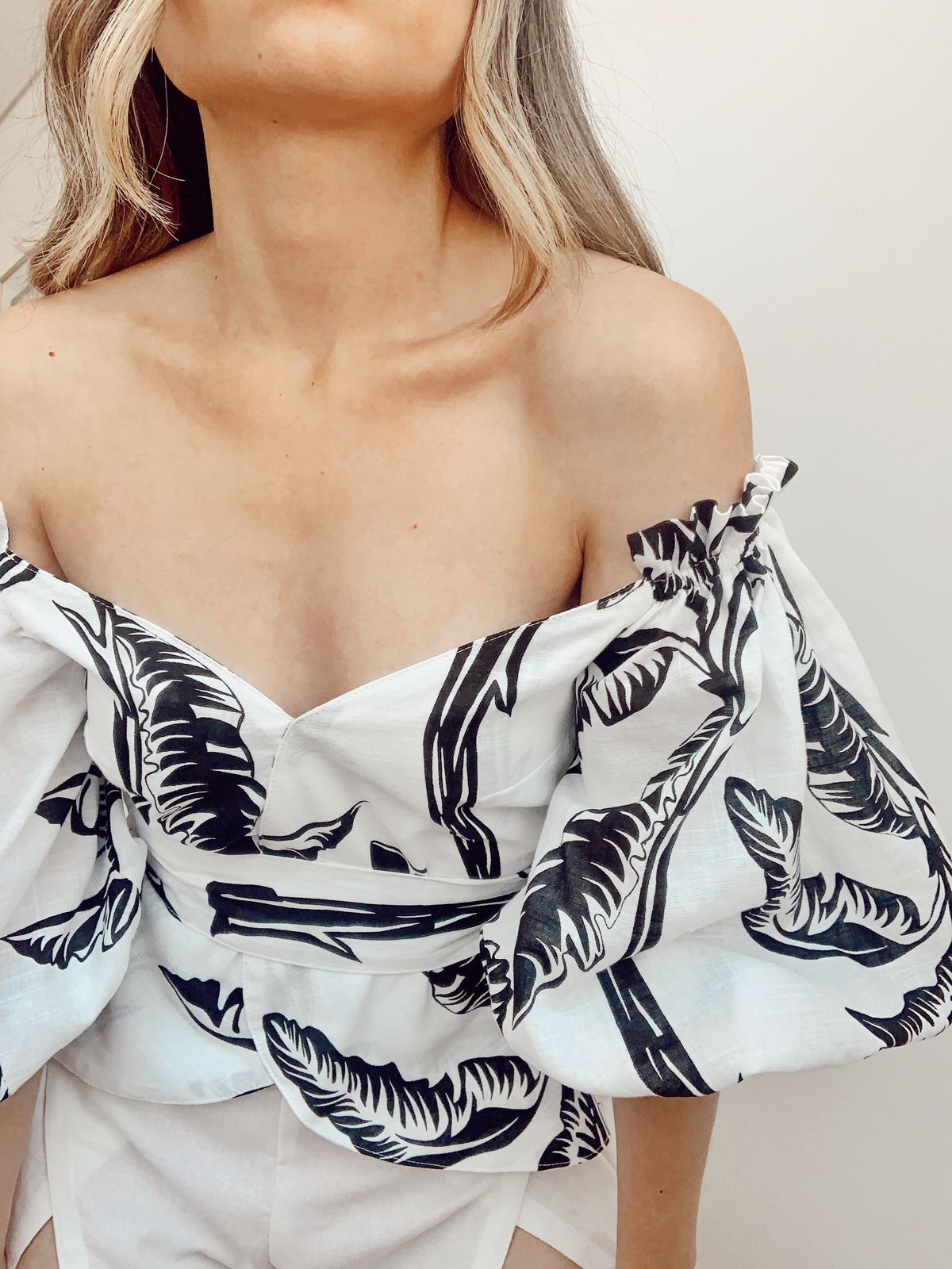 Eterna Blouse black leaves